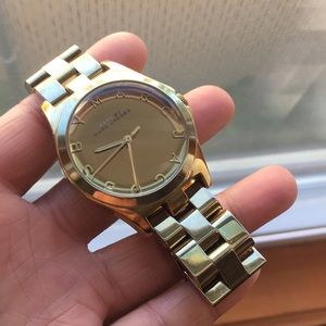 Marc Jacobs gold watch